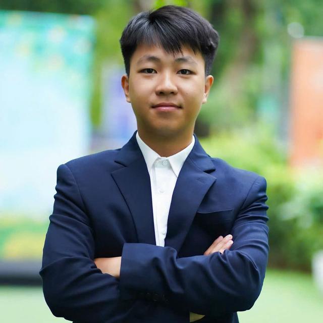 Thầy Nguyễn Hùng